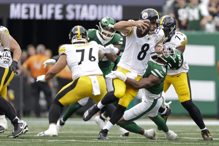 Protection is priority No. 1: Steelers offensive line must keep QB Aaron Rodgers upright
